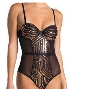 Black Fuchsia Secret Lace Womens Sequin Panel Bodysuit Size Large Art Deco New